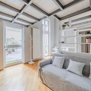 https://amazing-milan-loft-350-m-far-from-dateo-station.it-lombardy.com